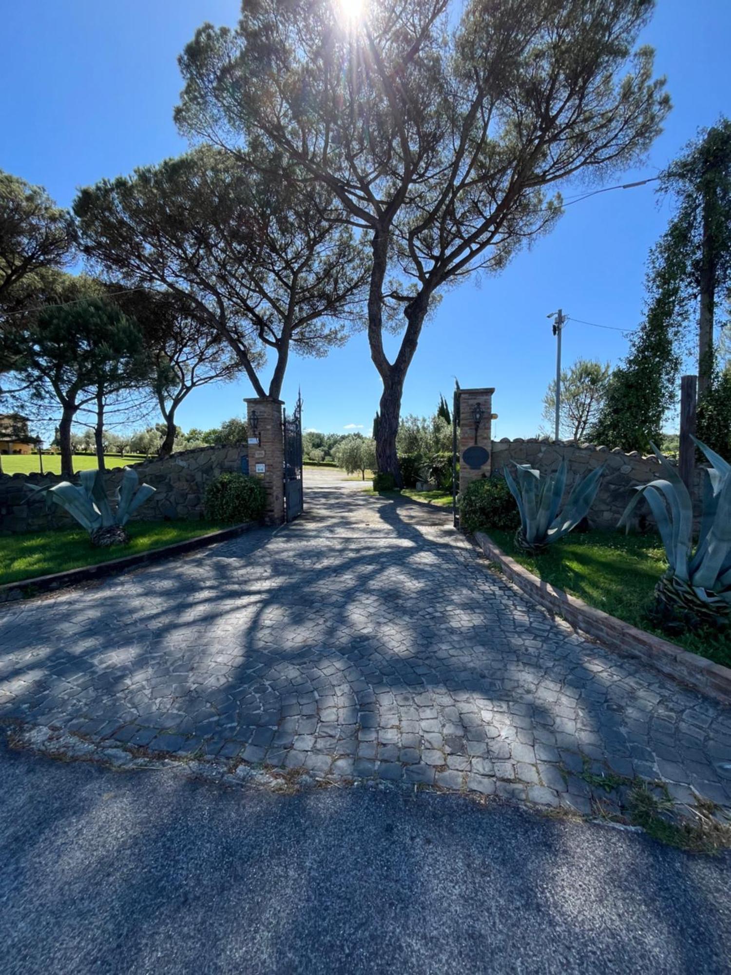 Casa vacanze Casale Antica Cassia Luxury & Roma